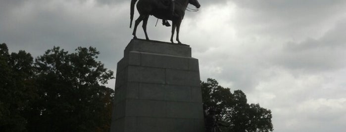 Gettysburg Story Auto Tour Stop 5 - Virginia Memorial is one of Mike 님이 좋아한 장소.