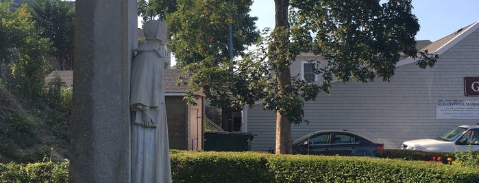 Women Of The Mayflower Memorial Fountain is one of Locais curtidos por Greg.