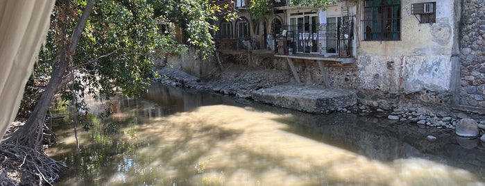 The River Cafe is one of Lugares guardados de Mayra.