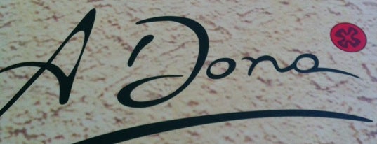 A Donna is one of Comidinhas.