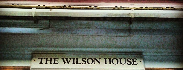The Wilson House is one of Orte, die TK gefallen.