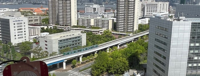 神戸ポートピアホテル is one of 交通機関.