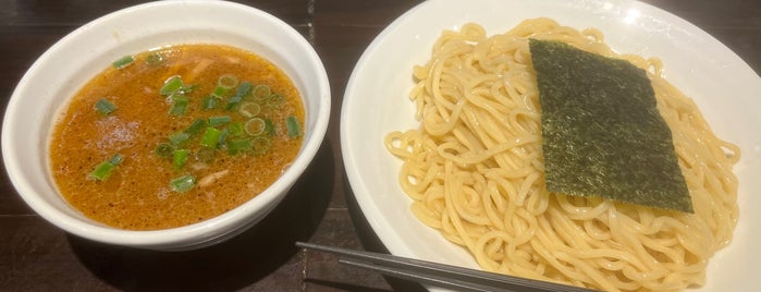 NOODLE DINING 鵺 NUE is one of らー麺.