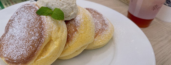 A Happy Pancake is one of cafe visited.