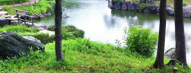清澄庭園 is one of Tokyo Gardens.
