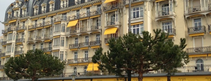 Fairmont Le Montreux Palace is one of Kristina: сохраненные места.
