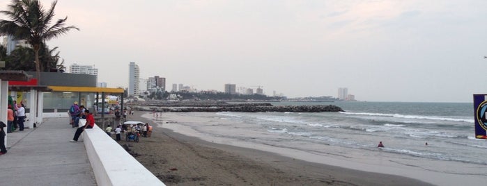 Playa Boca Del Cielo is one of Tempat yang Disukai Miriam.