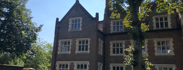 Eastbury Manor House is one of England - 2.