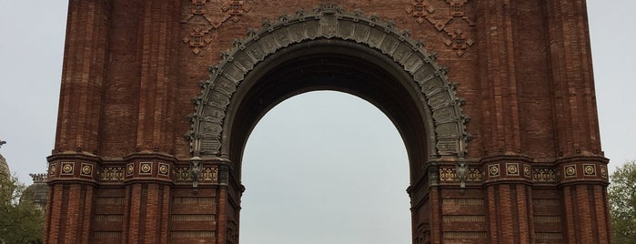 Arco del Triunfo is one of Tempat yang Disukai Sebahattin.