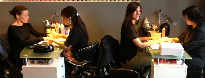 Nail Bar - by Fitz is one of Boulogne, le nouveau Brooklyn parisien.
