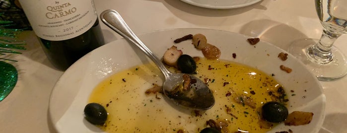 PortuCale is one of The 13 Best Places for White Wine Sauce in Newark.