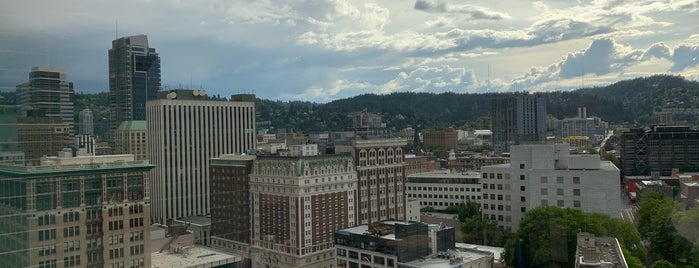 SurveyMonkey is one of Portland Startups.