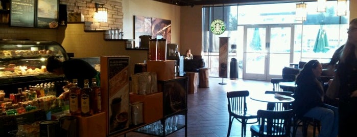 Starbucks is one of Orte, die Marshie gefallen.