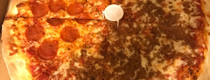 Racanelli's New York Pizzeria is one of Give me pizza or give me death.
