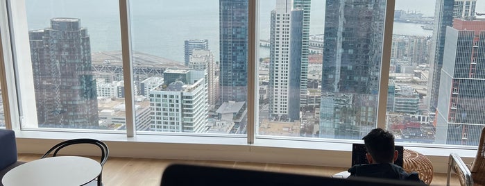 WeWork Salesforce Tower is one of Shina 님이 좋아한 장소.