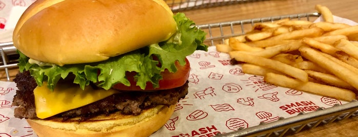 SmashBurger is one of Lugares favoritos de Dulce.