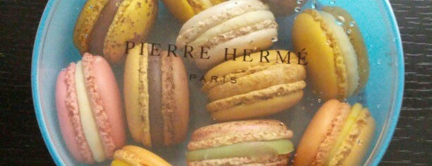 Pierre Hermé is one of Pâtisseries.