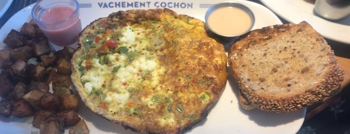 Cochon Dingue Lebourgneuf is one of Breakfast in Quebec City to try.