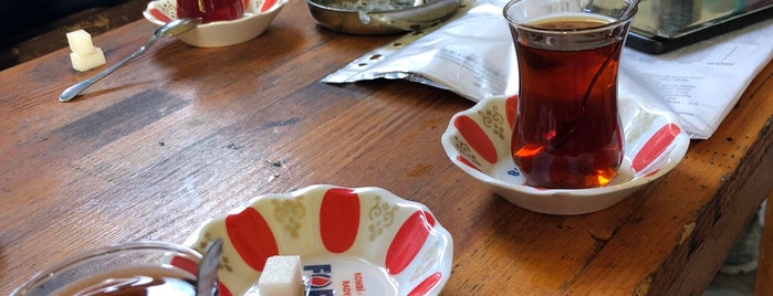 Cem Abinin Bahçesi is one of The 15 Best Tea Rooms in Istanbul.