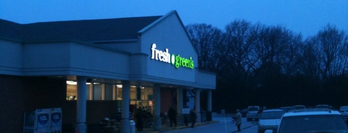 Fresh & Green's is one of Restaurants near work.