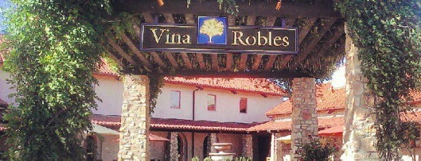 Vina Robles Vineyards & Winery is one of สถานที่ที่บันทึกไว้ของ Virginie.