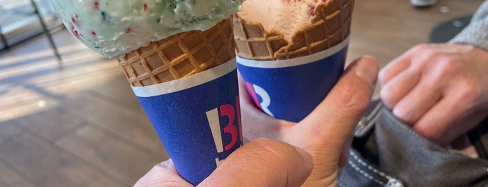 Baskin-Robbins is one of 31 サーティワン アイスクリーム.