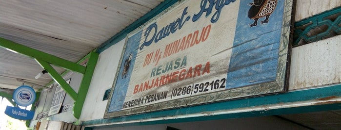 Es Dawet Ayu Banjarnegara is one of BANJARNEGARA.