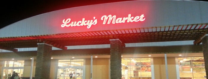 Lucky's Market is one of Lugares favoritos de Thomas.