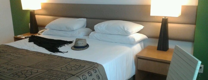 Ceasar Business Hotel is one of Posti che sono piaciuti a Erika.