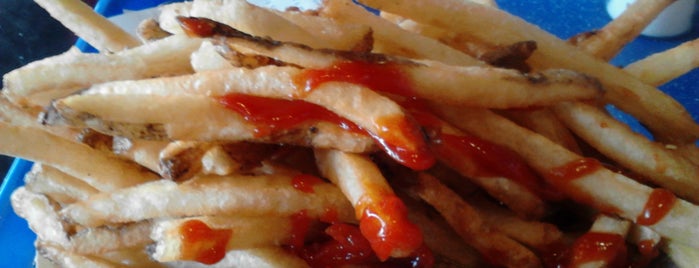 Boardwalk Fresh Burgers & Fries is one of Favorites.