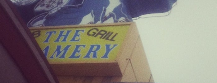 The Creamery Brewpub & Grill is one of Tempat yang Disukai Maggie.