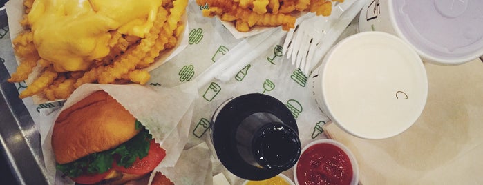 Shake Shack is one of L’s Liked Places.
