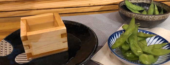 Sushi Marché is one of à faire asap.