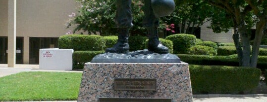 Gregg County Veterans Memorial is one of Public Art & Historical Sites.