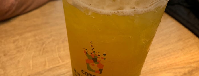 ComeBuy Bubble Tea is one of Ameliaさんのお気に入りスポット.