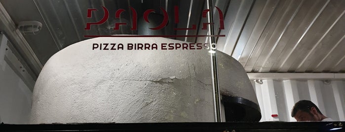 Paola Pizza is one of Tempat yang Disimpan Vassilis.