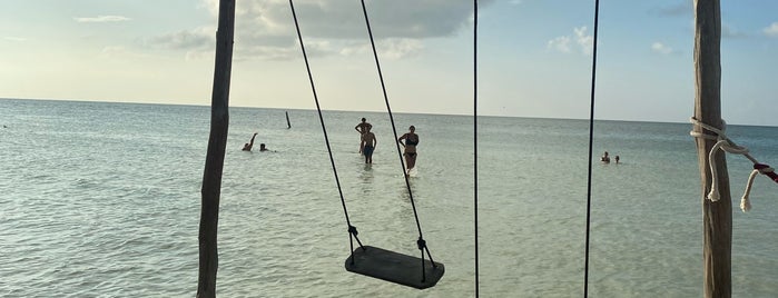 Carolinda Beach Club is one of Mexico - Yucatan.