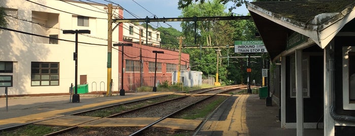 Beaconsfield Station is one of MBTA stations.