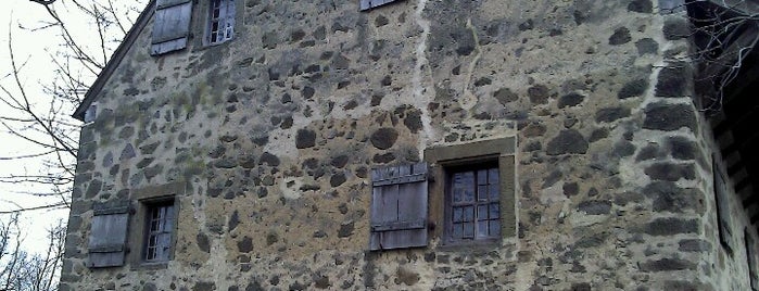 Hans Herr House is one of al'ın Kaydettiği Mekanlar.