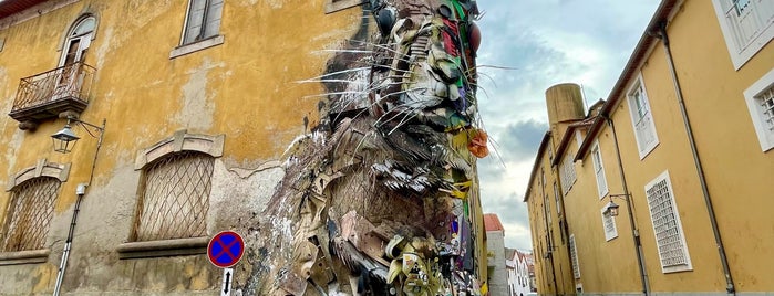 Half Rabit by Bordalo II is one of Porto.