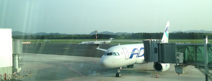 Flughafen Jože Pučnik Ljubljana (LJU) is one of Airports.