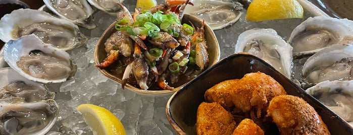 St. Roch Fine Oysters + Bar is one of Ralegh To-Do List.