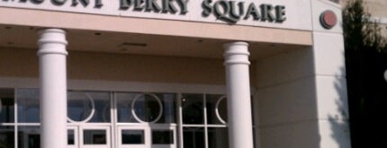Mount Berry Square Mall is one of Locais curtidos por John.