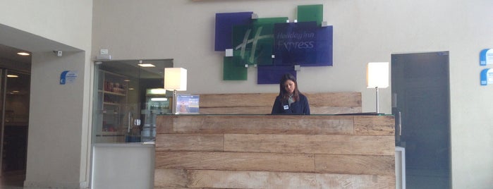 Holiday Inn Express is one of Maceió 2014.