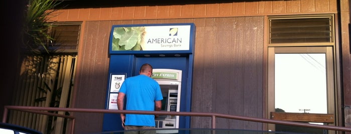 American Savings Bank is one of Tempat yang Disimpan Heather.