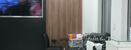 Studio F Hair is one of Tempat yang Disukai Dani.