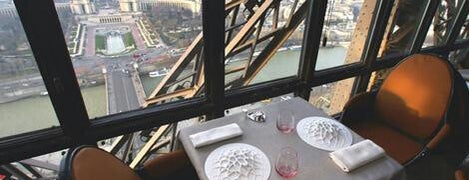 Restaurant 58 Tour Eiffel is one of Lis's favorites.