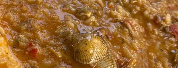 Doña Tapa is one of Pincho de cortesía.