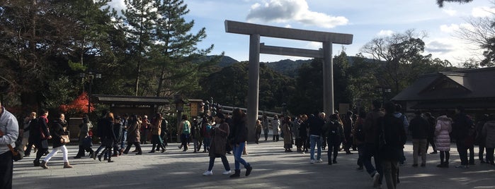 Ise Jingu Naiku Shrine is one of Lugares favoritos de Shin.