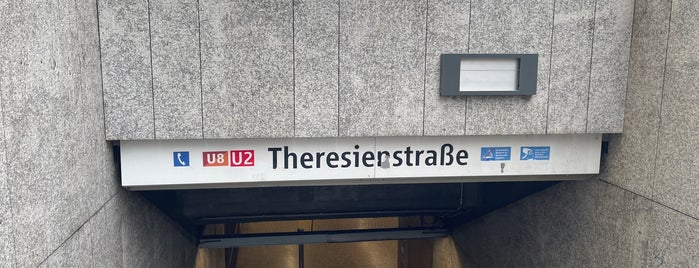 U Theresienstraße is one of Bahnhöfe/Haltestellen.